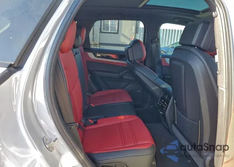 2025 Porsche Cayenne z USA, uszkodzony, nr VIN WP1AA2AY9SDA04141